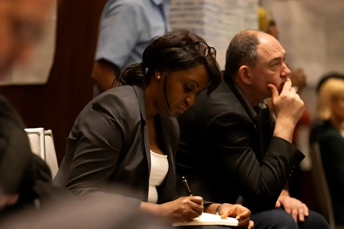 On Leadership: How to Communicate With the Electorate and Earn Trust